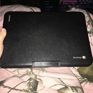 Discontinued Lenovo N22 TouchScreen Chromebook